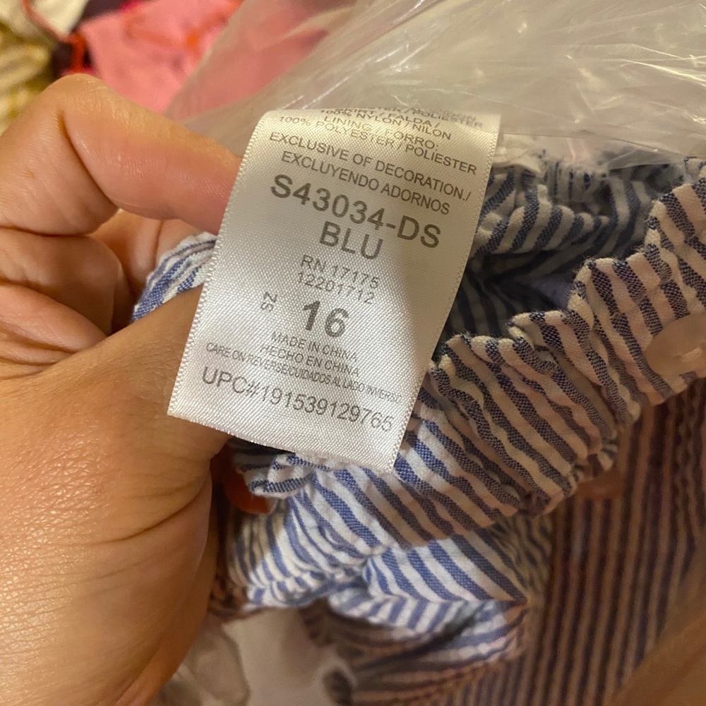 Girls size 16dress